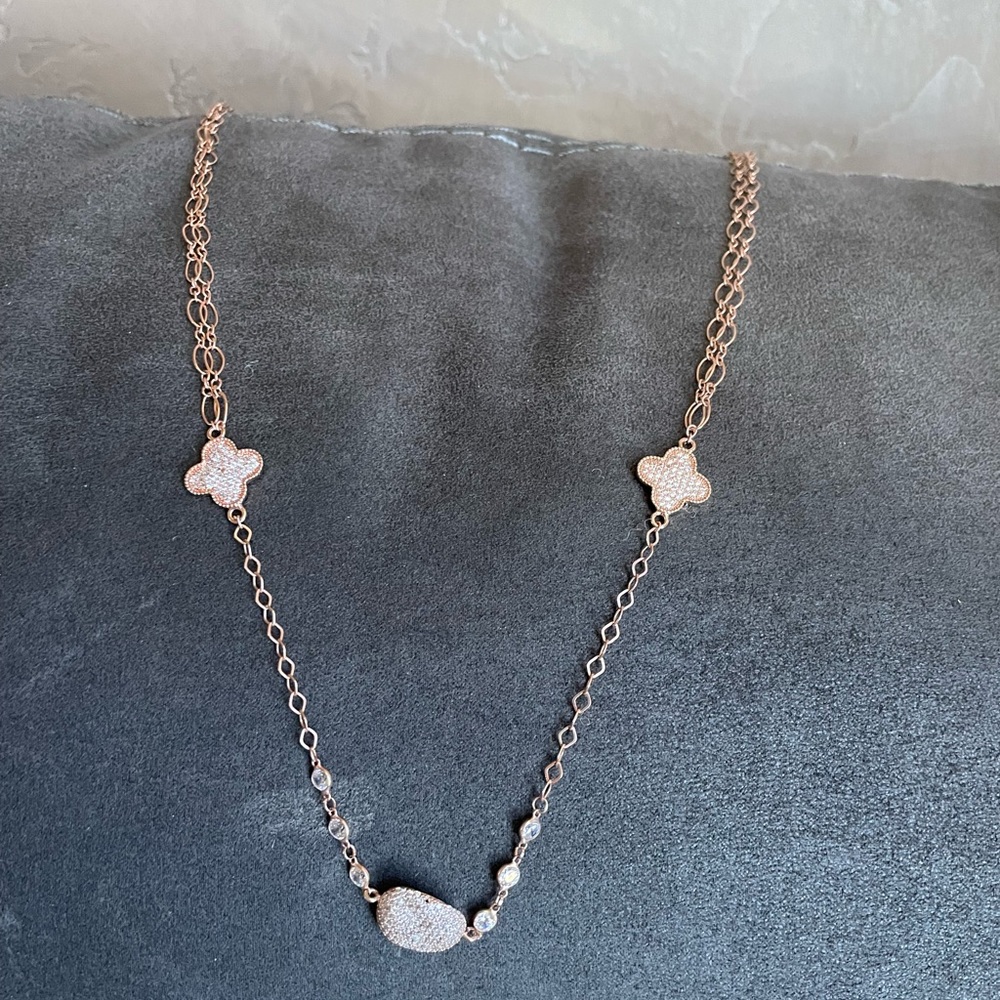 Beautiful silver rose gold plated body chain may wear as a necklace - Picture 2 of 4